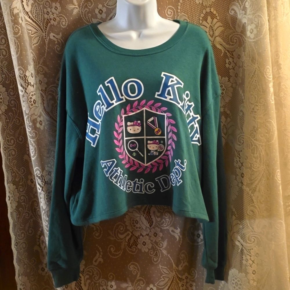 New Hello Kitty Women's size XL‎ Teal Boxy Crop Tennis Playing Kitty Sweatshirt